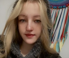 Pani przyjmie zaproszenie od Pana odpłatnie w roli osoby towarzyszącej w terminie nieustalonym