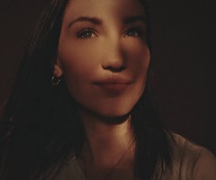 Pani przyjmie zaproszenie od Pana odpłatnie w roli osoby towarzyszącej w terminie nieustalonym