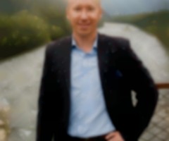 Pan przyjmie zaproszenie od Pani odpłatnie w roli osoby towarzyszącej w terminie nieustalonym