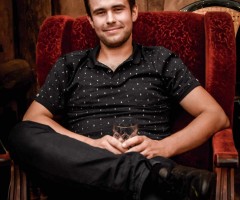 Mr will invite Panią for a fee as a partner at undefined date